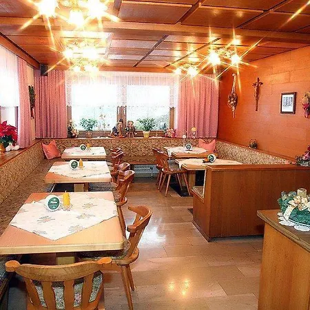 Gastehaus Rieser 게스트하우스 리트임질러탈