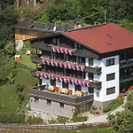 Gastehaus Rieser Vendégház Ried im Zillertal