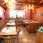 Gastehaus Rieser Vendégház Ried im Zillertal