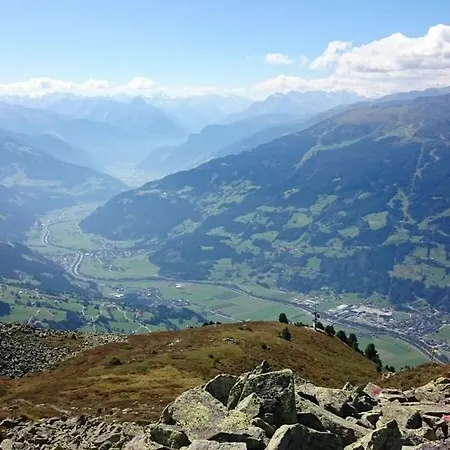 ゲストハウス Gastehaus Rieser リート・イム・ツィラータール